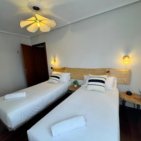 Holiday home Maruca - Sea & Pool Garden Retreat San Roman (Cantabria)